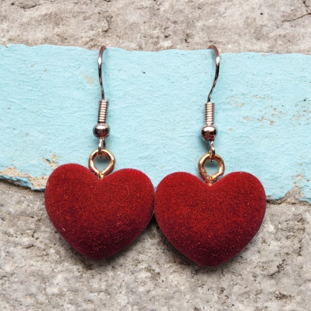 Chic Velvet Heart Earrings